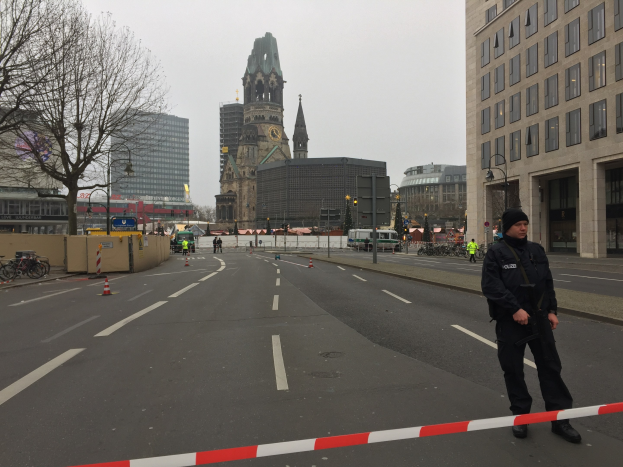 POL-BO: "Ich freue mich sehr auf die Polizeipräsidium Bochum!" - Dr. Carsten D"ubbers ist der neue Chef der Kripo - Ralf Gromann geht in den Ruhestand