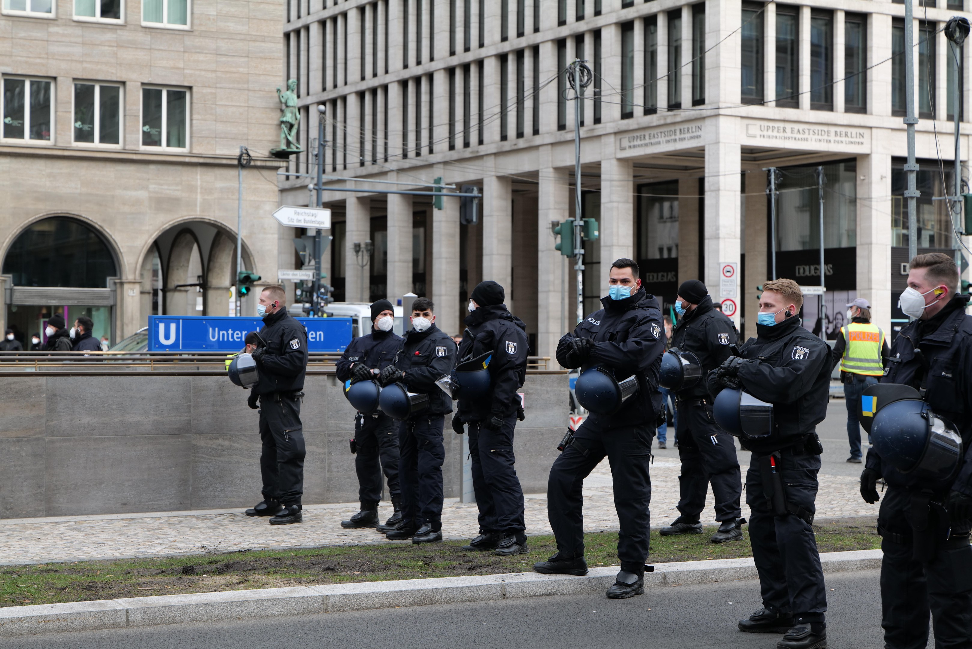 POL-WES: Wesel - Neue Führung im Pressedienst und in der Öffentlichkeitsarbeit / Henner Störmer ist neuer Pressesprecher der Polizeiwache Wesel