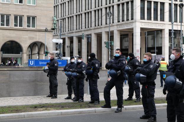 POL-WES: Wesel - Neue Führung im Pressedienst und in der Öffentlichkeitsarbeit / Henner Störmer ist neuer Pressesprecher der Polizeiwache Wesel
