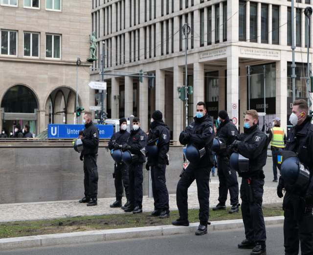 POL-WES: Wesel - Neue Führung im Pressedienst und in der Öffentlichkeitsarbeit / Henner Störmer ist neuer Pressesprecher der Polizeiwache Wesel