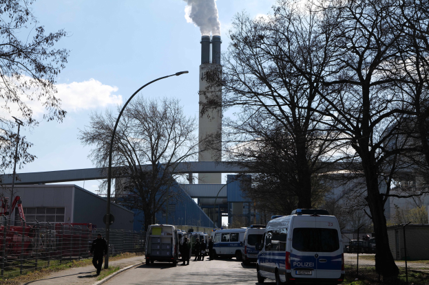 HZA-BI: Bielefeld Zoll beschlagnahmt 150.000 geschmuggelte Zigaretten/ Tabakschmuggler auf A44 bei Anröchte gestoppt